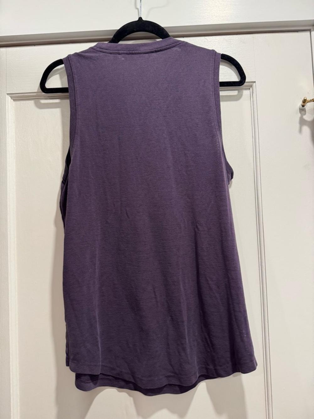 Athleta Breezy Tank Purple Large Linen Workout Hiking Gym Activewear Staple - Picture 7 of 7